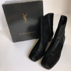Yves St Laurent Velvet Lowrise Boots 7.5M